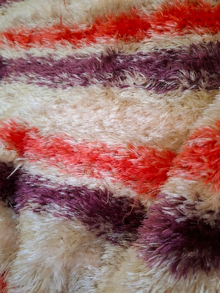 El Örgüsü Peluş Halı - 3