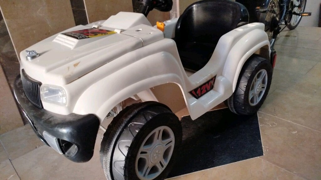 AKÜLÜ ARABA - 3