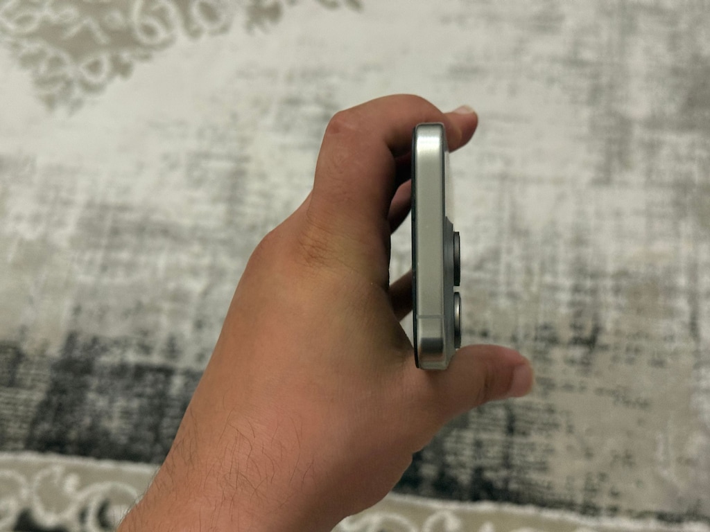 iPhone 15 Pro YD Cihazı 60 0 - 9