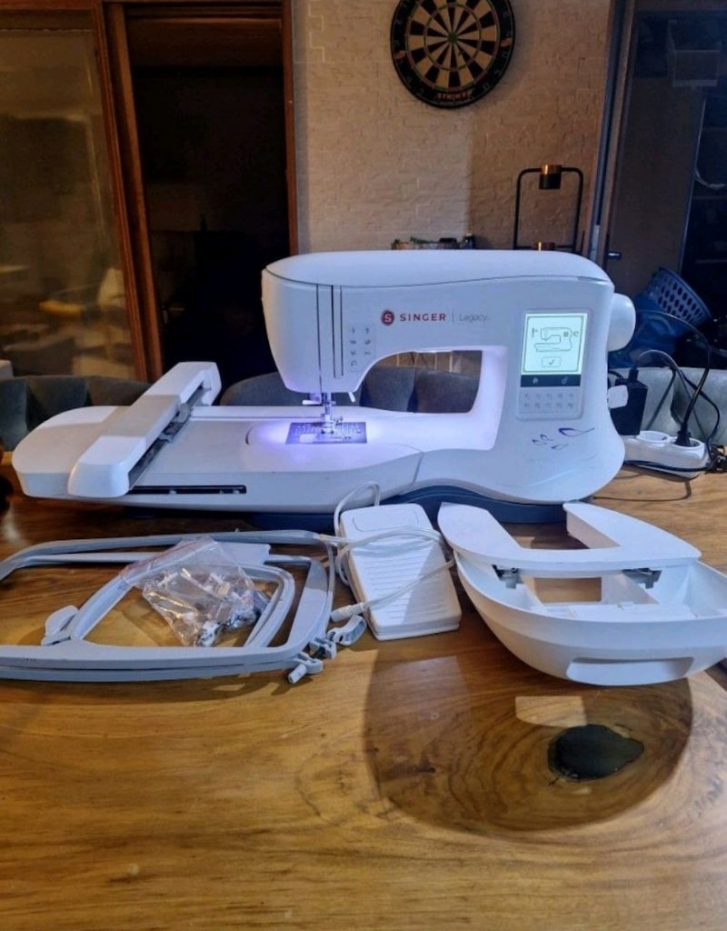 SİNGER LEGACY SE300 DİKİŞ MAKİNESİ - 2