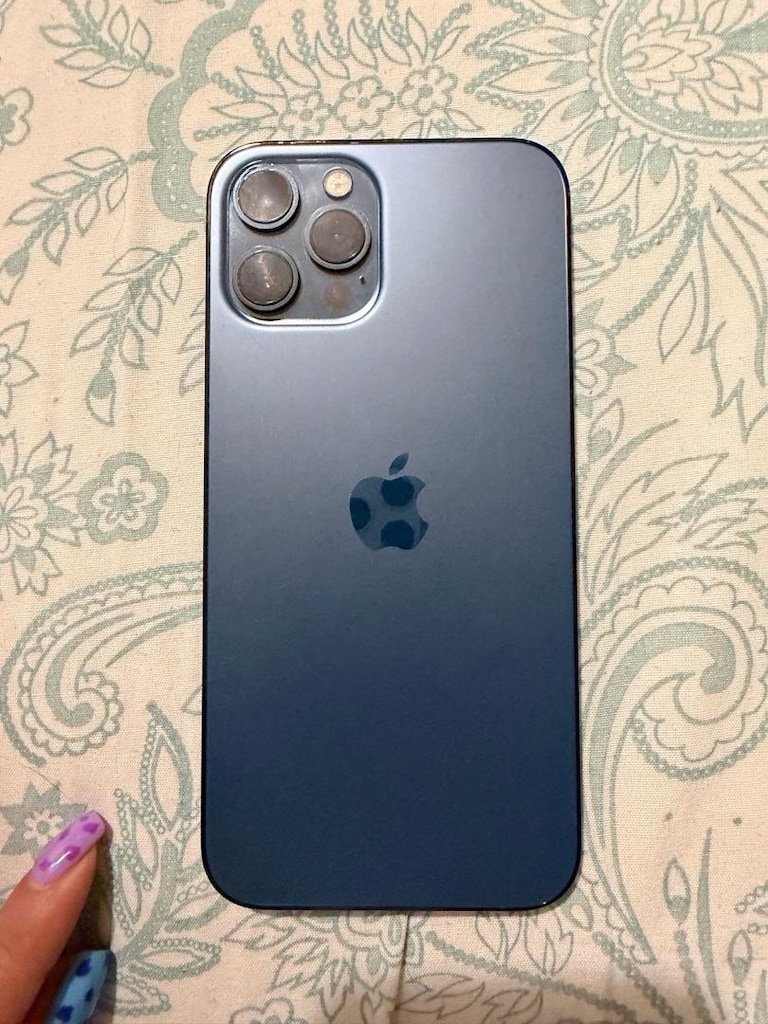 Iphone 12 Pro Max - 3