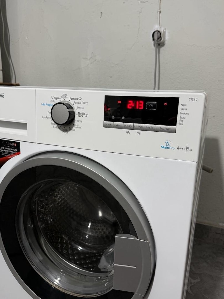 Arçelik 9 kg 1200 devir çamaşır makinası yeni - 2