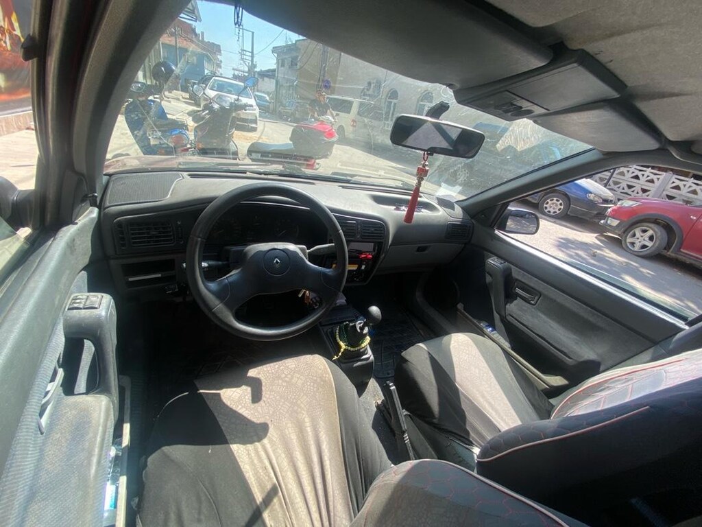 1999 model 1.4 Europa 220.000 km de - 4