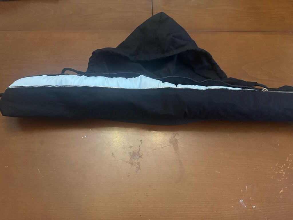 kapak görselinindeki seyahat yastığının aynısı - 3