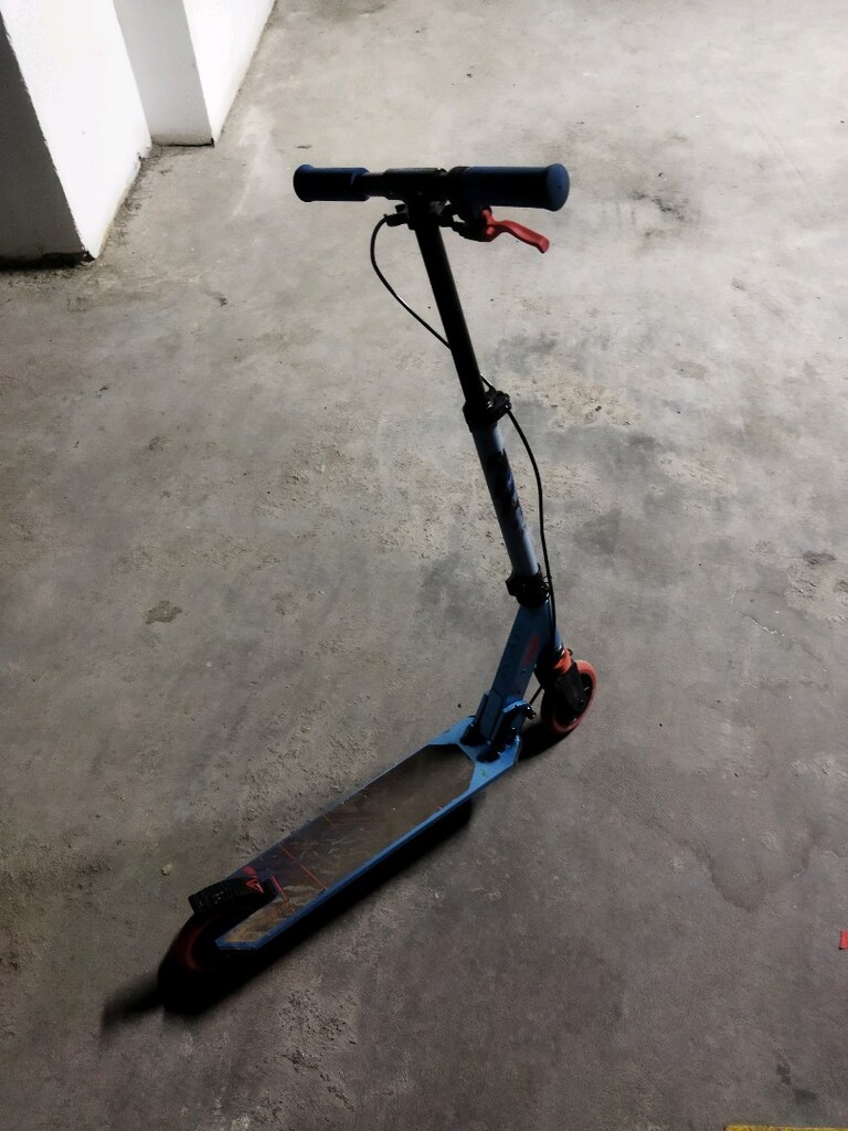 katlanabilir frenli scooter - 3