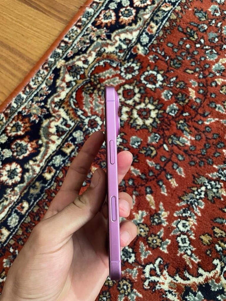 iPhone 16 pembe - 2