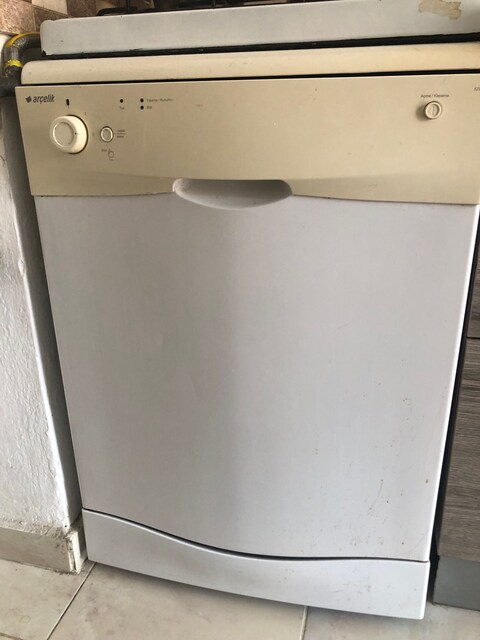 Arçelik Bulaşık Makinesi İyi Durumda