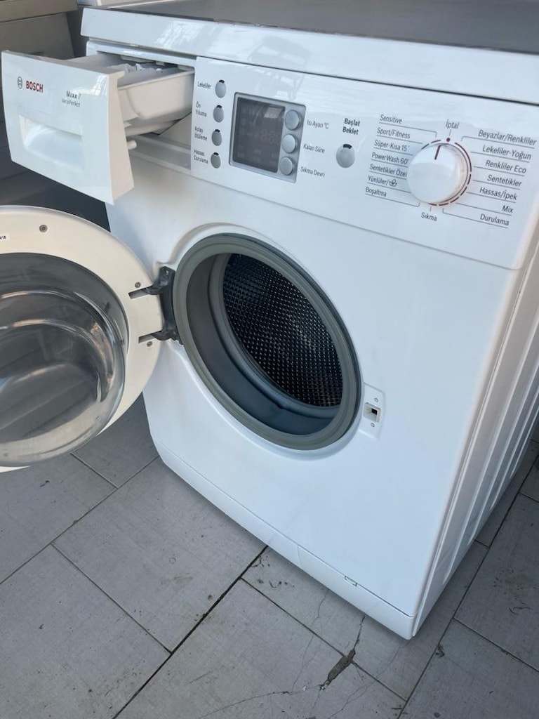 Bosch maxx7 kg çamaşır makinesi çok temiz - 4