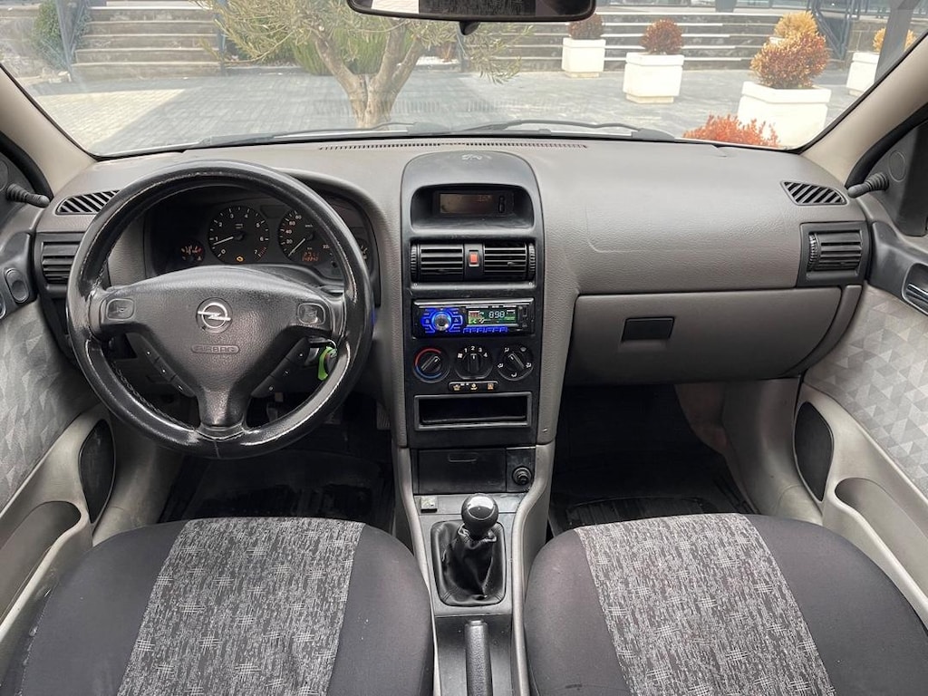 Opel Astra - 12