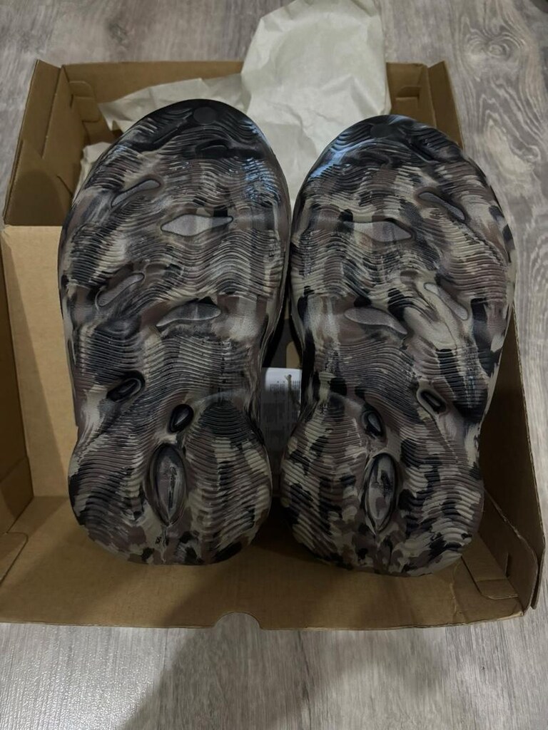 Sıfır Etiketli Kutulu Adidas Yeezy Foam RNR MX Cinder (38 Numara) - 6