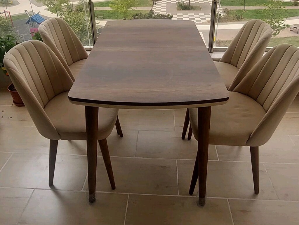 4 kişilik yemek masası +4 sandalya - 4