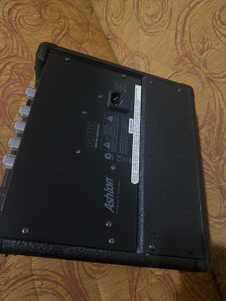 Ashton GA10 amfi elektro gitar amfi çok temiz - 4