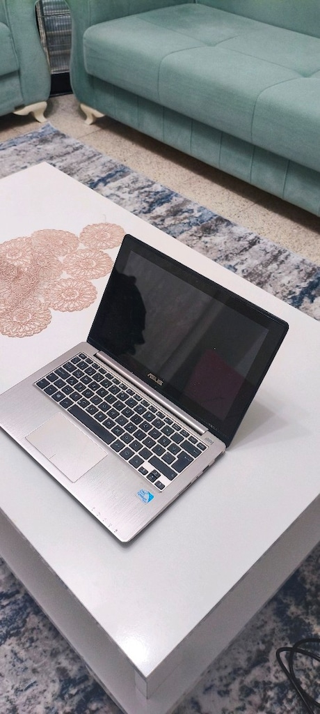 ASUS ULTRABOOK..11.6 LED_4GB RAM_320 HDD_Hdmi _usb 3.0 - 6