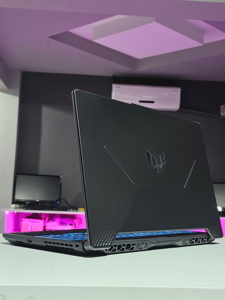 ASUS TUF- i5 11400H- RTX 3050 Tİ 4GB - 16GB RAM - 500GB M.2 SSD - 8
