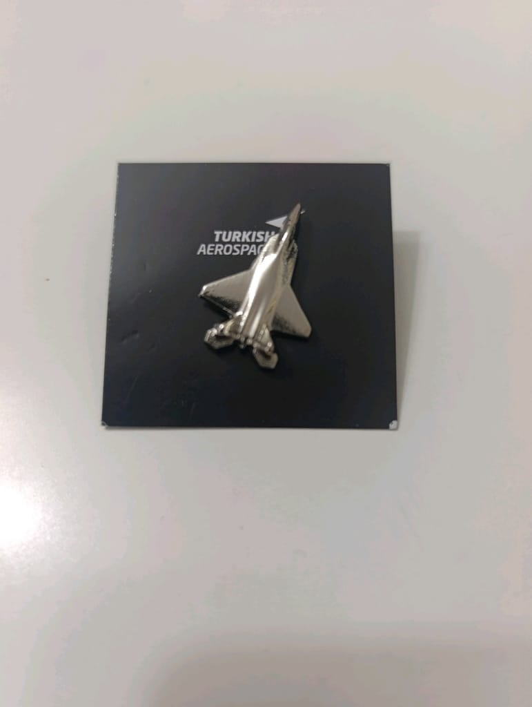 Metal Uçak Yaka Pini Rozeti Sıfır Ürün - 2