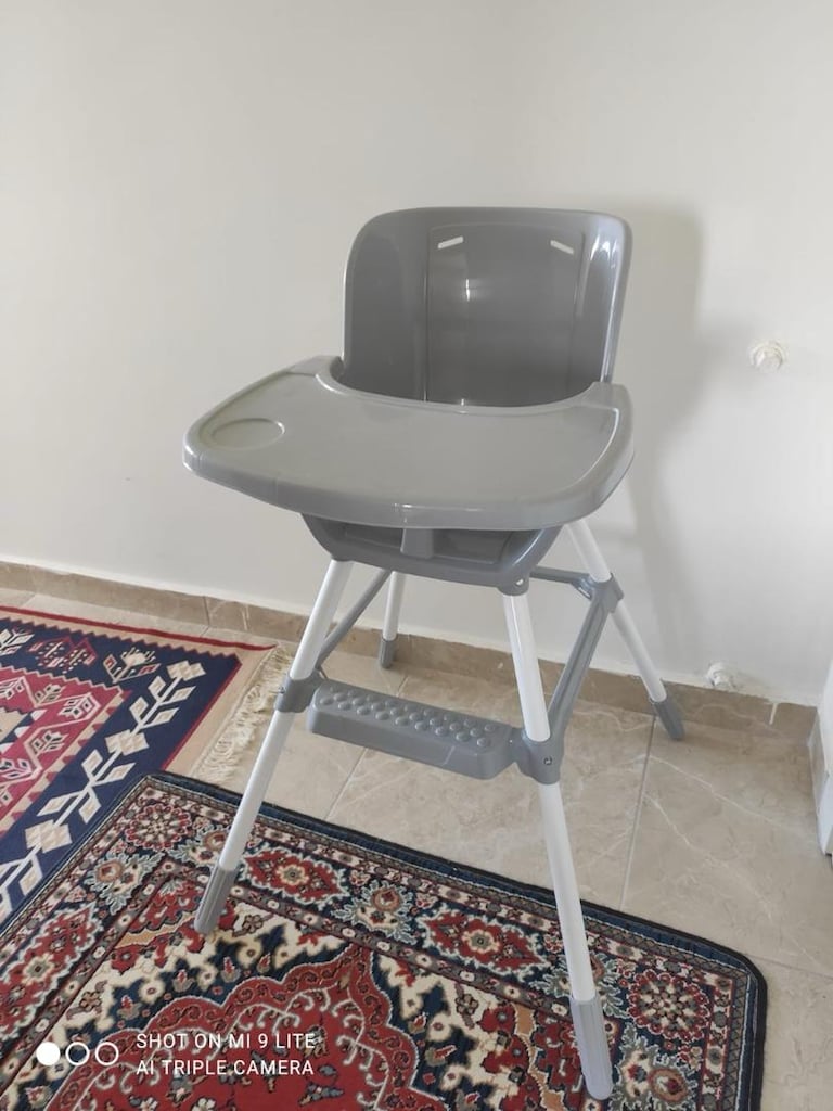 mama sandalyesi+yürüteç+ oyun halısı+ bebek küvet