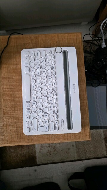 Logitech K480 Bluetooth 3 cihaz bağlanan klavye,tablet klavyesi