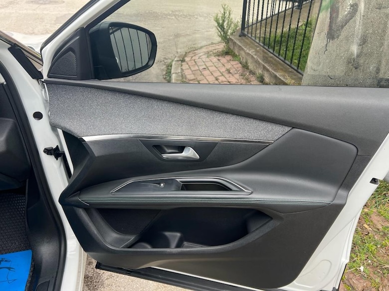 Peugeot 5008 - 6