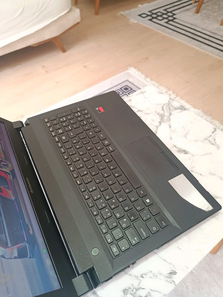 AMD A8-7410 + Harici Ekran Kartı - 15.6 İnç Ekran - 7