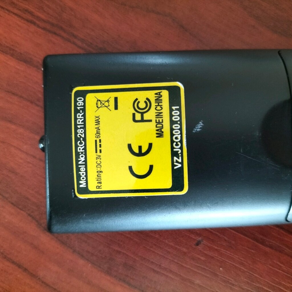 Acer Projeksiyon RC-281RR-190 kumandası.Pazarlik olur. - 2