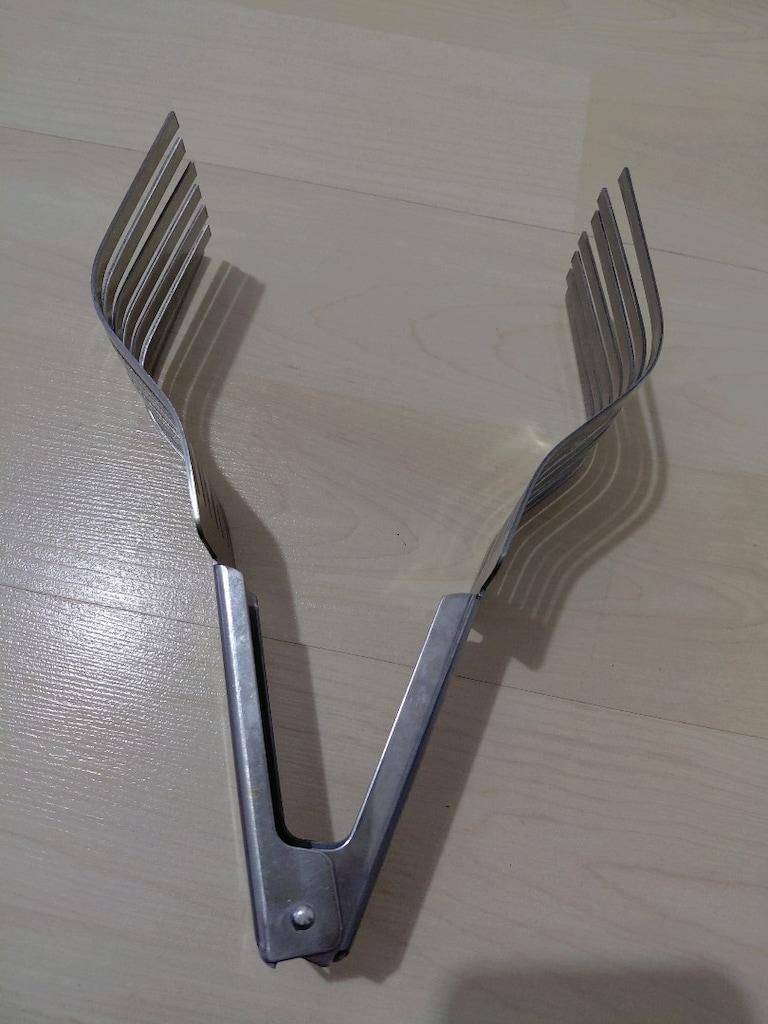 Yurtdışından Çelik Rosto sebze Dilimleme ve Servis Maşası - 4