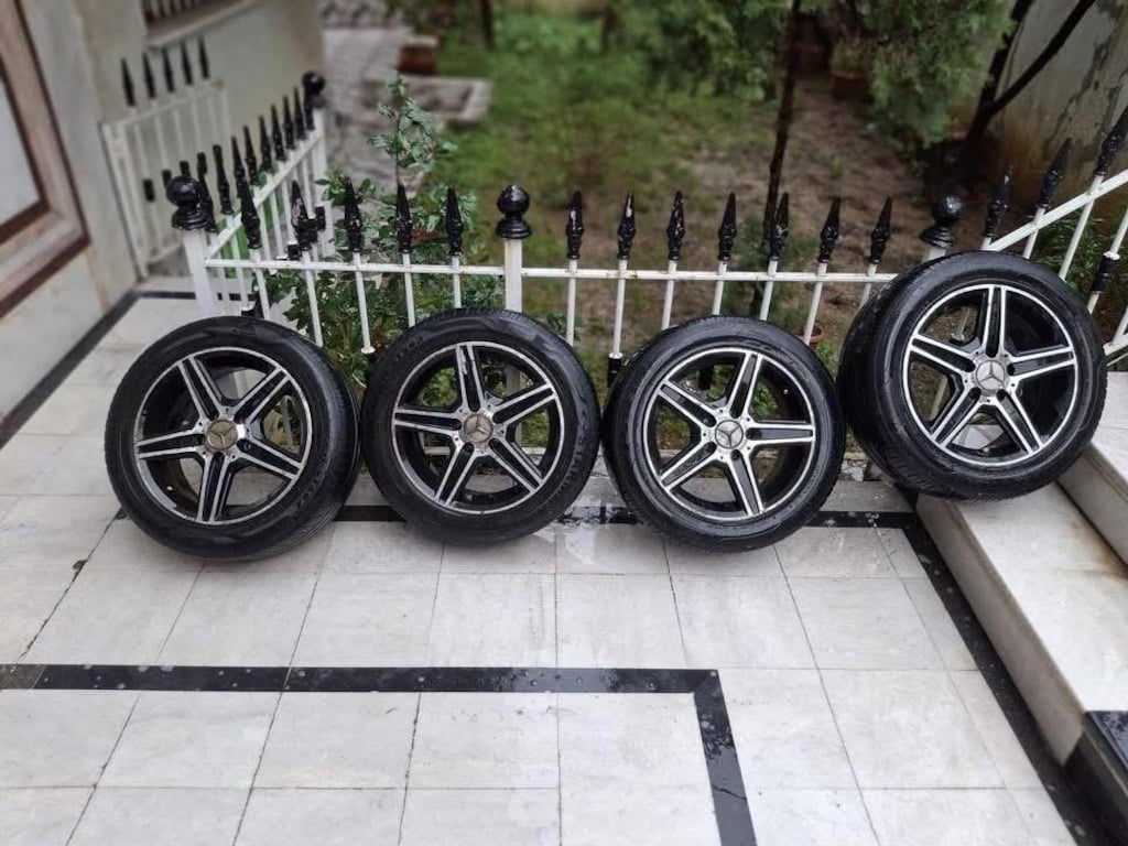 Mercedes Amg dir Cla Lara olur C serisi E serisi hepsine olur bijon - 2