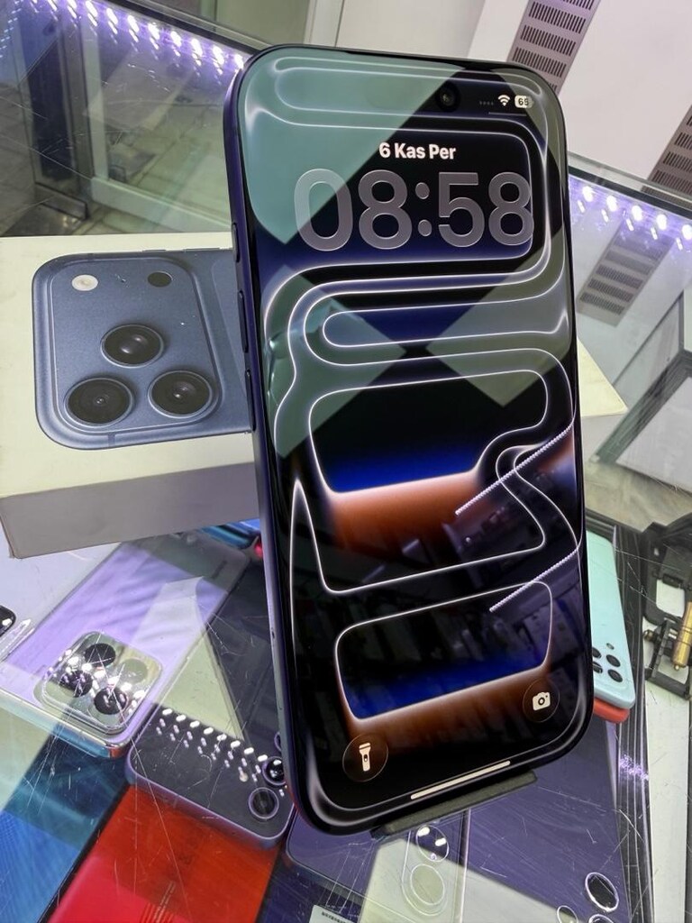 iPHONE 17 PRO 12 AY TÜRKİYE GARANTİLİ SIFIR GİBİ ÇİZİKSİZ HATASIZ - 7