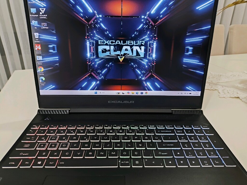 i7 9. Nesil Excalibur G@ming 16 GB RAM tam bir oyun canavarı laptop - 5