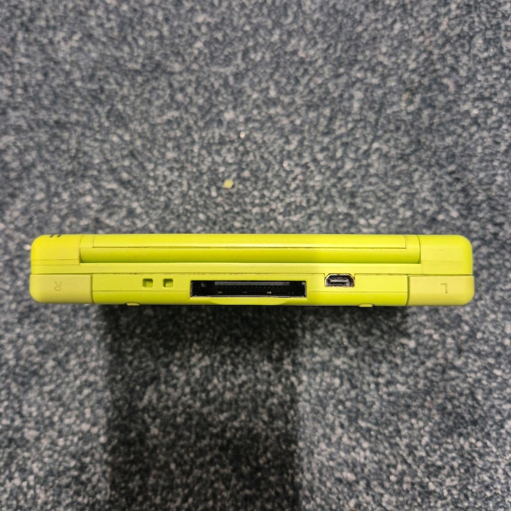 Nintendo DS Lite Lime Green + Hard Case - 6
