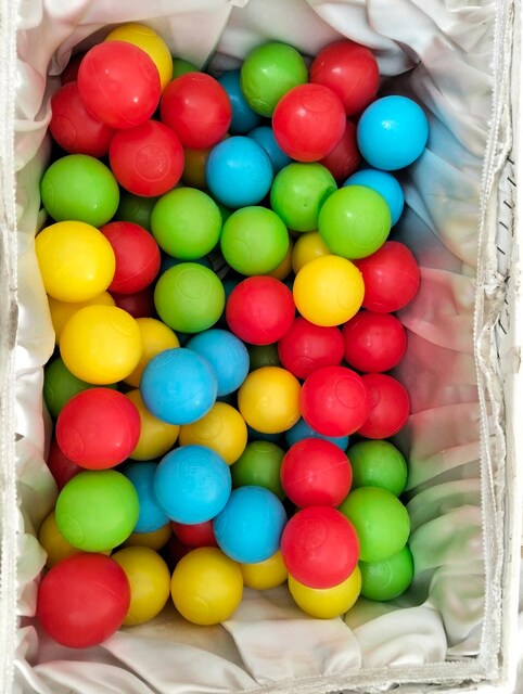 plastik küçük top