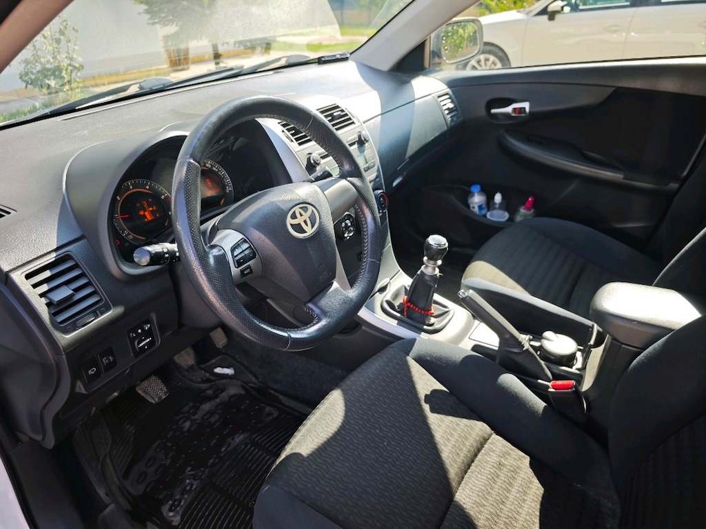 SAHİBİNDEN TEMİZ DEĞİŞENSİZ TOYOTA COROLLA - 9