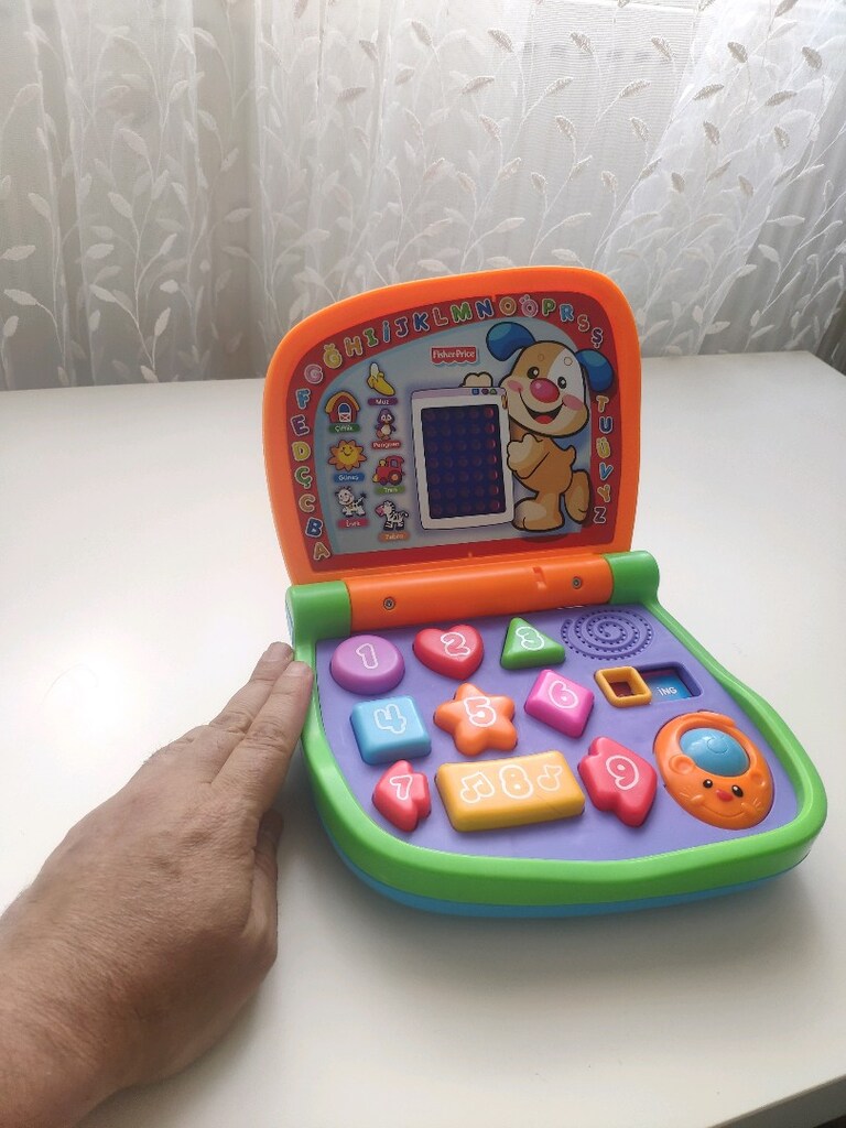 Fisher Price ışıklı müzikli sesli eğitici bilgisayar - 5