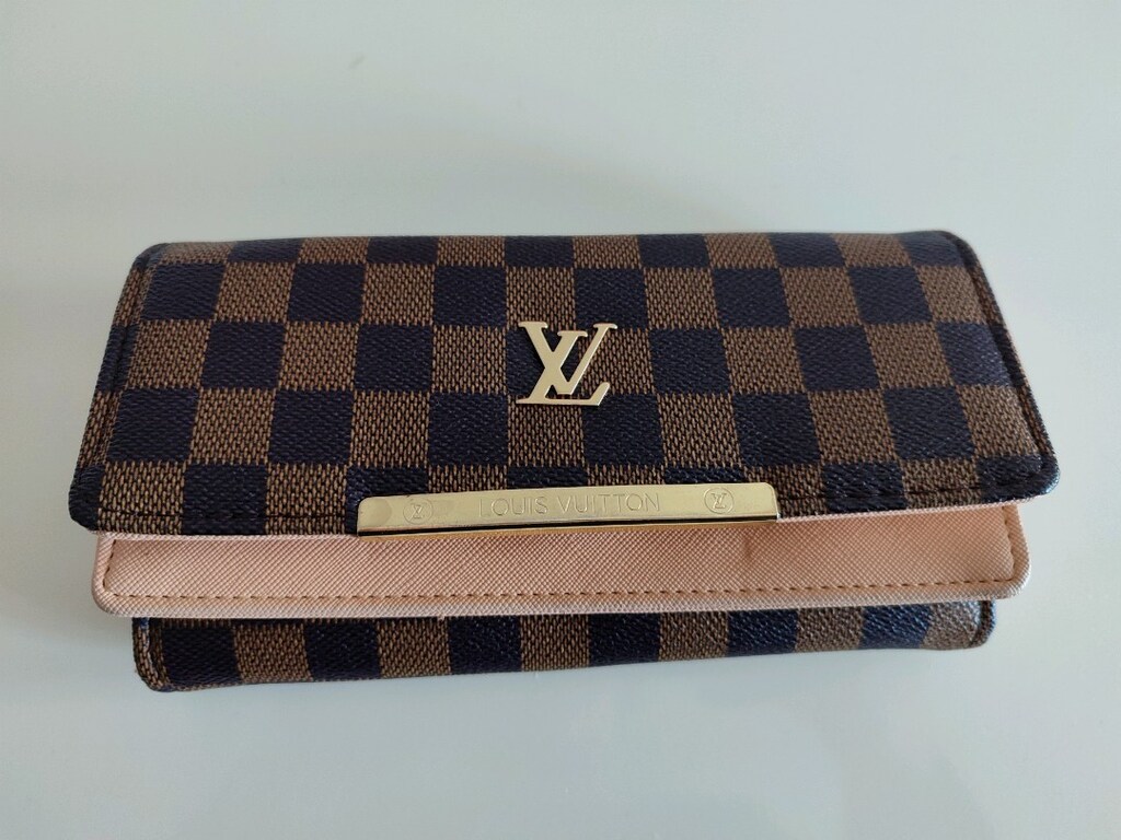 Louis Vuitton cüzdan