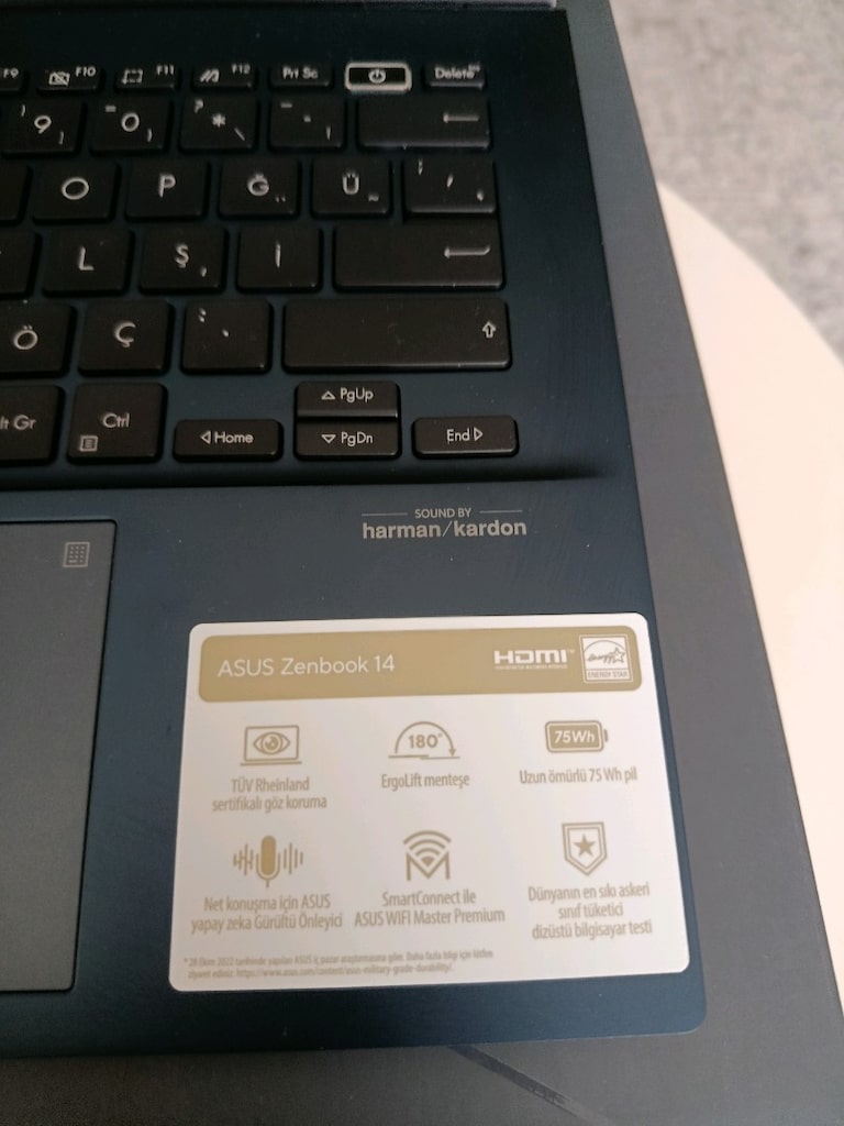 Asus Zenbook 14 - 15