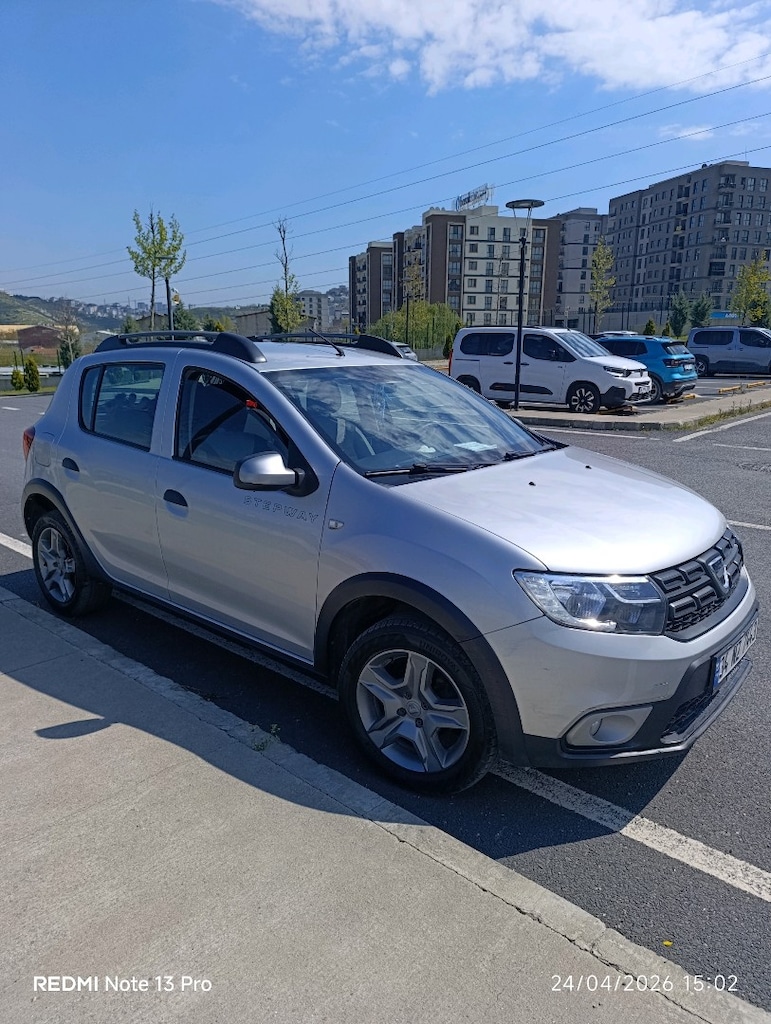 Dacia Sandero Stepway hasarsiz boyasız Kazasiz 48bin km - 3