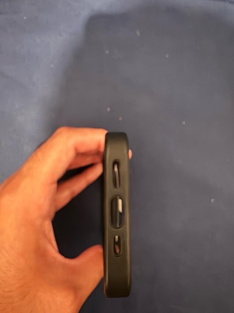 iPhone 16 Cam MagSafe Siyah Kılıf - 5