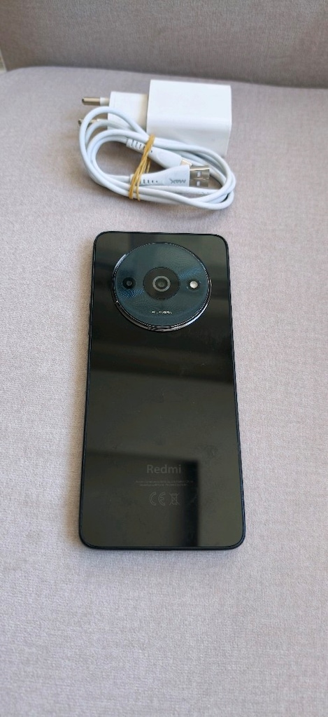 REDMİ A3 128 GB HAFIZA 4 GB RAM - 4