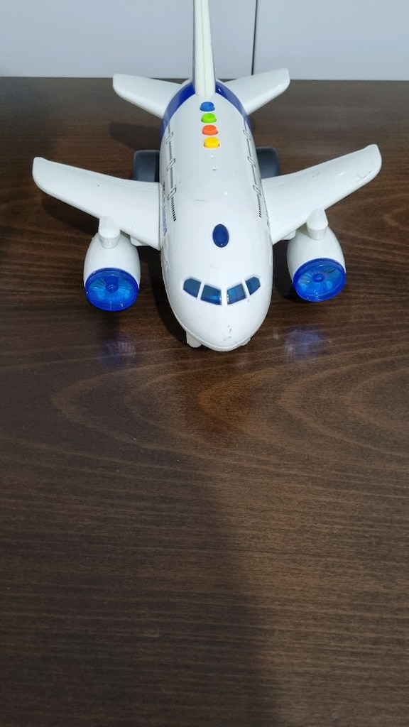 Maxx Wheels Sesli ve Işıklı Uçak - Planebus 720a - 4