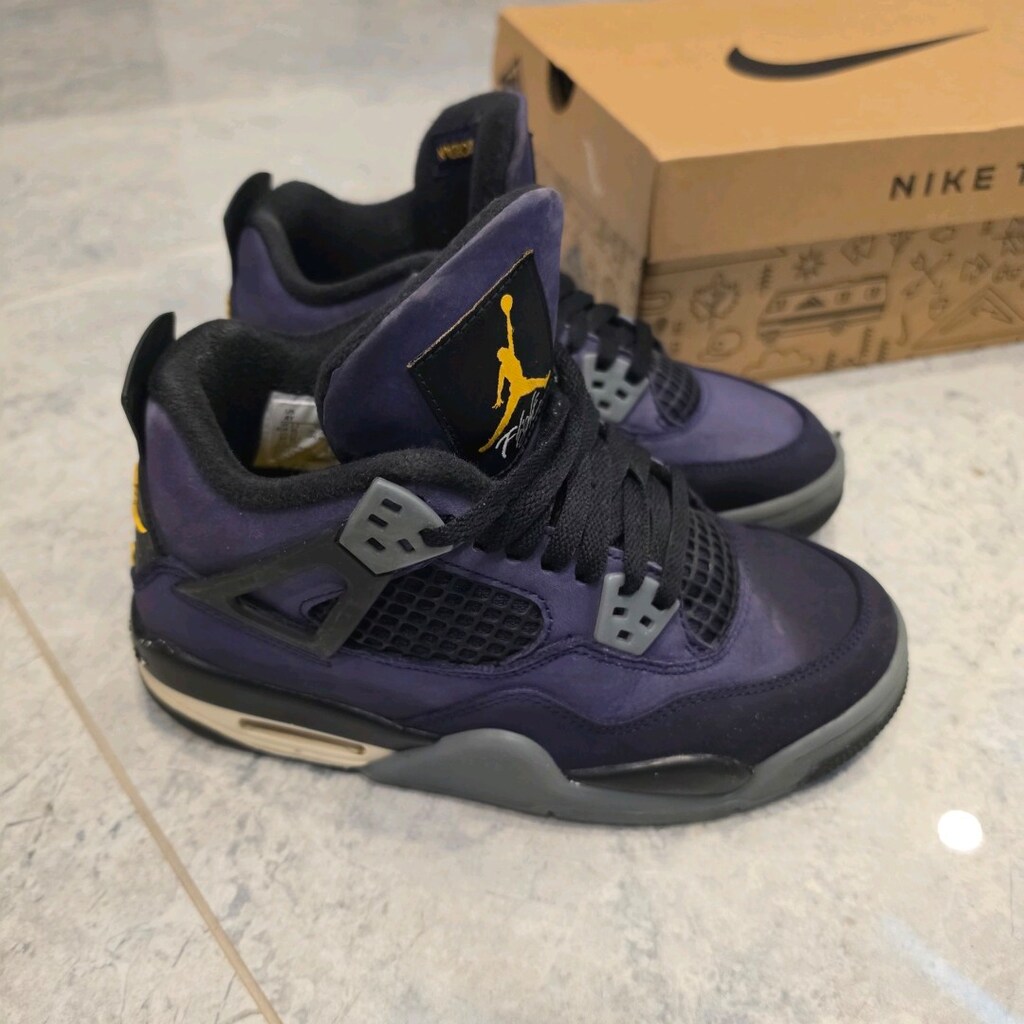 NIKE JORDAN 4 velvet - 6