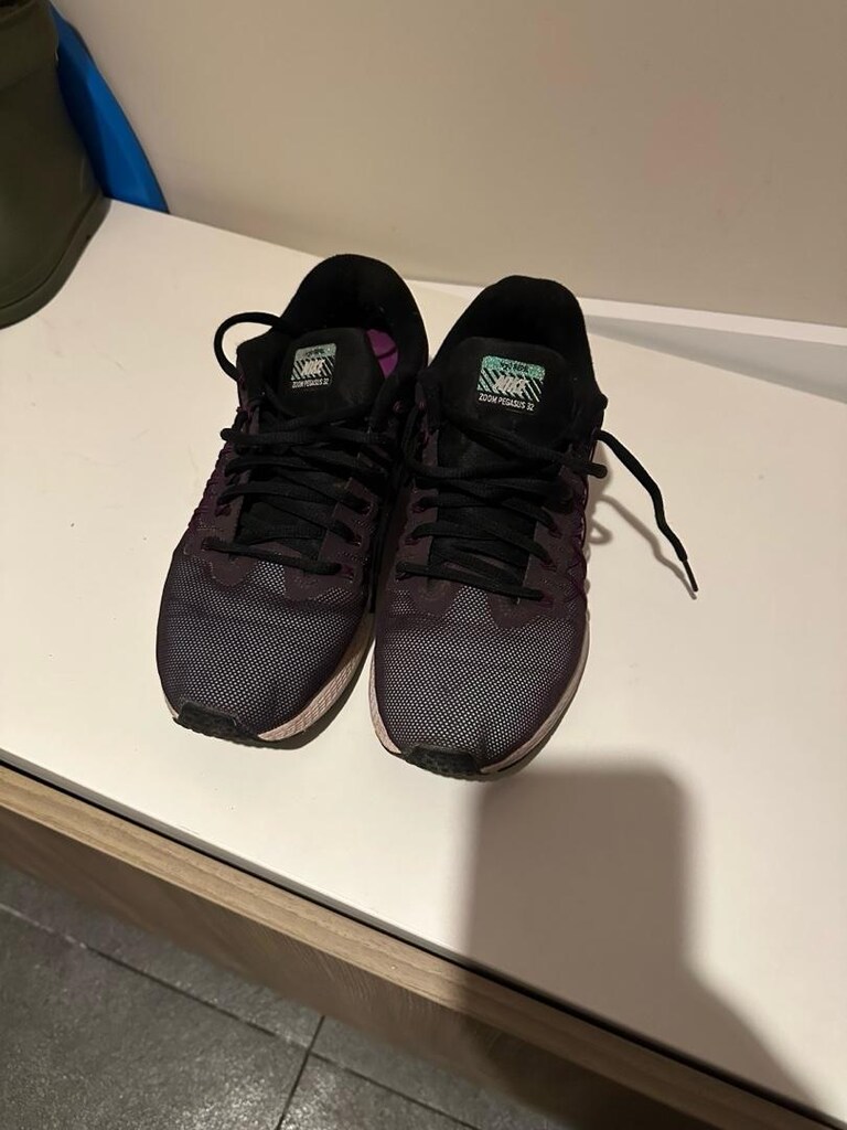 Nike Air Zoom Pegasus 32 (Kadın - Siyah/Mor/Gümüş) modeli - 2