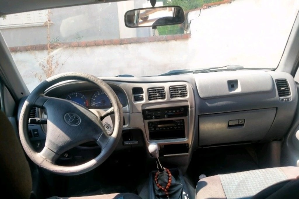 2005 model Hilux kamyonet - 10