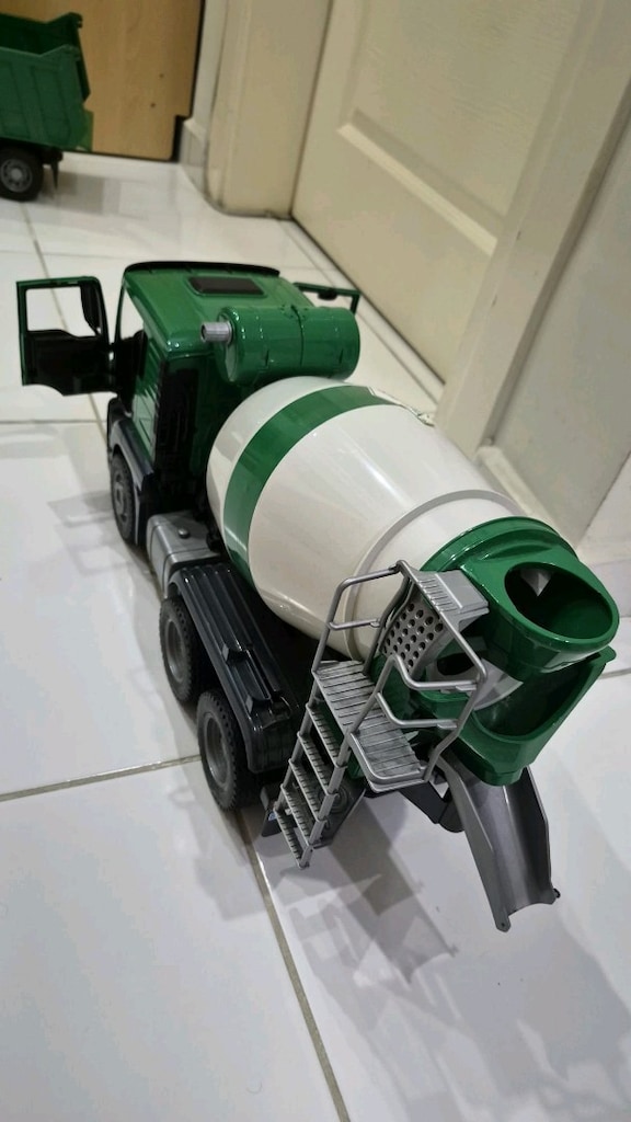 Yeşil Beton Mikseri Oyuncak Kamyon - 2