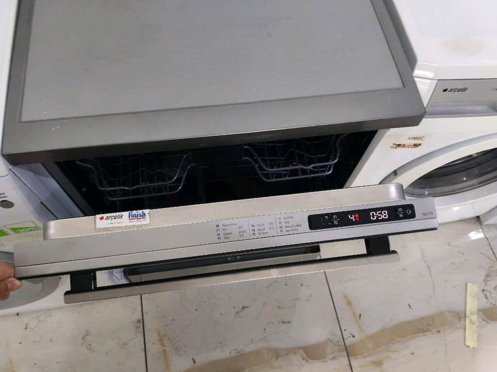 Arçelik siyah cam seri 6 programlı çok temiz bulaşık makinesi - 5