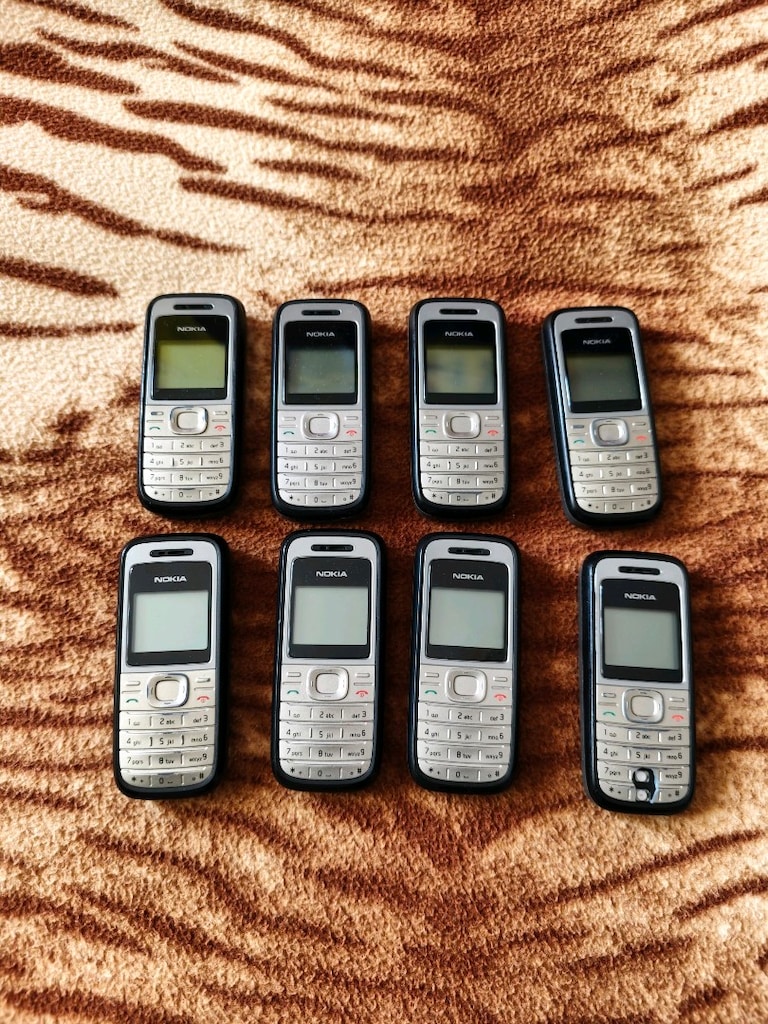 NOKİA 1200 TUŞLU TELEFON
