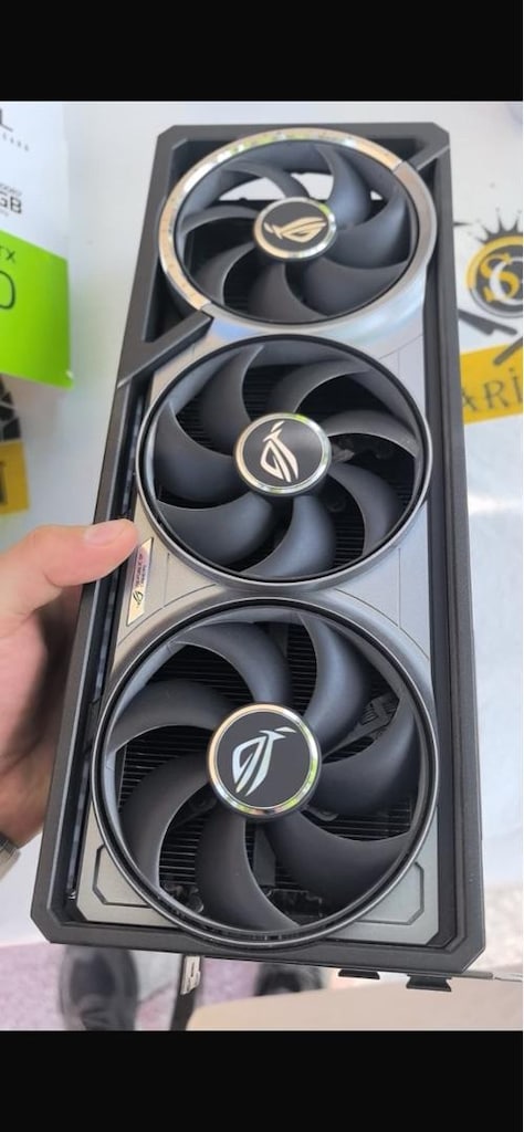 Asus rog astral 5080 ekran kartı - 8