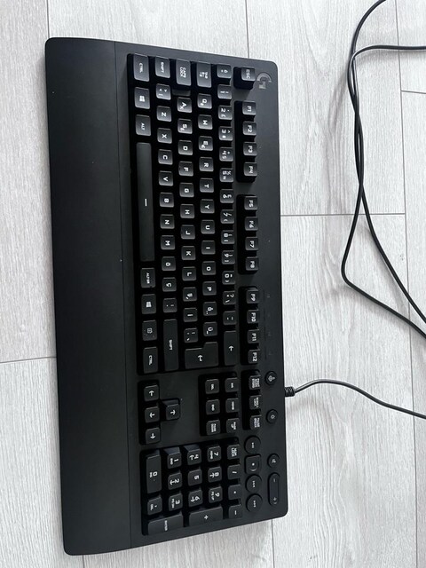 LOGİTECH G213 OYUNCU KLAVYESİ