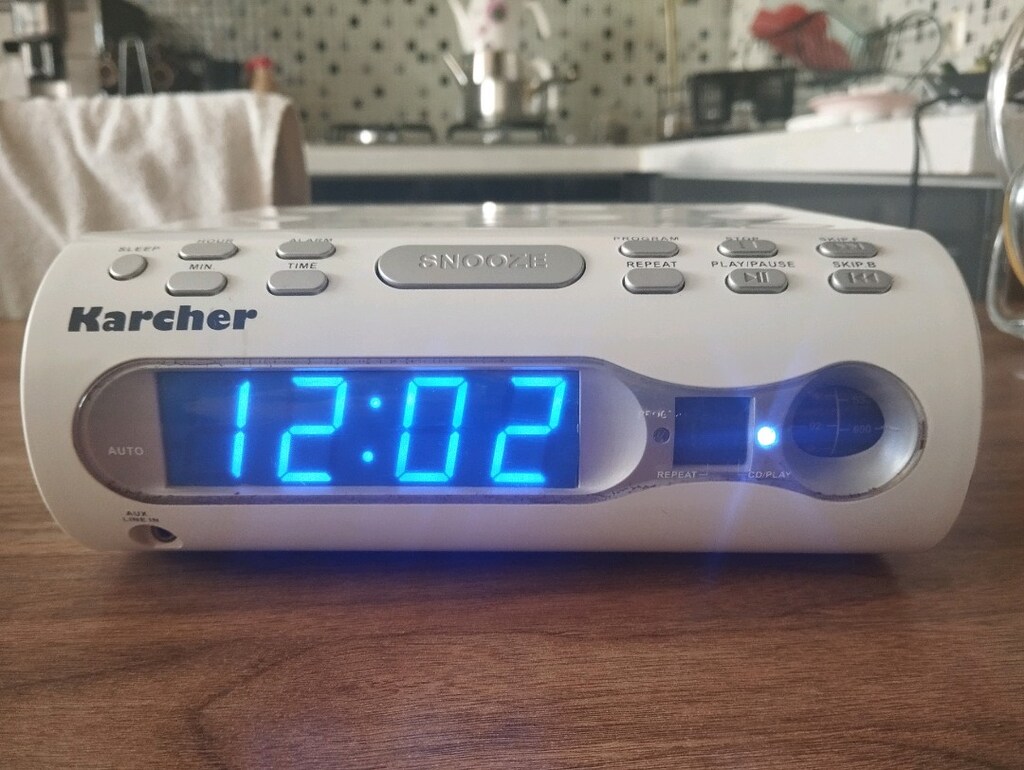 Karcher Radyo CD çalar Saat Alarm