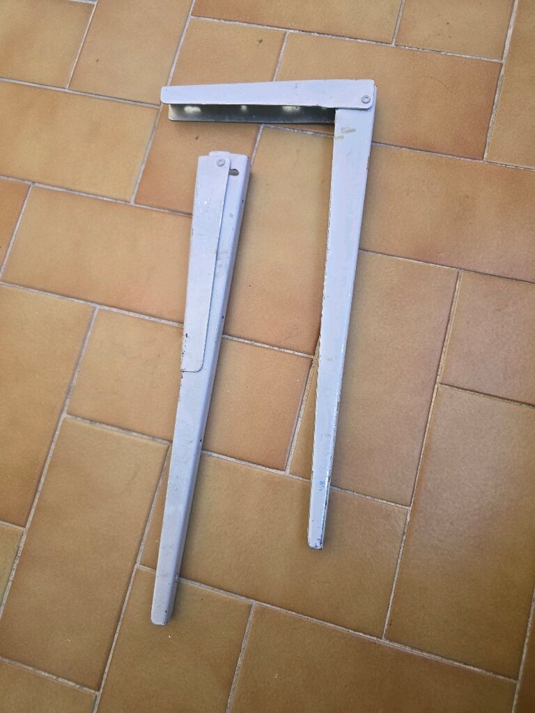 KATLANABİLİR MASA AYAĞI - 2