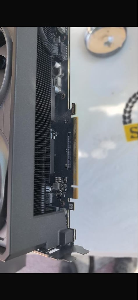 Asus rog astral 5080 ekran kartı - 12