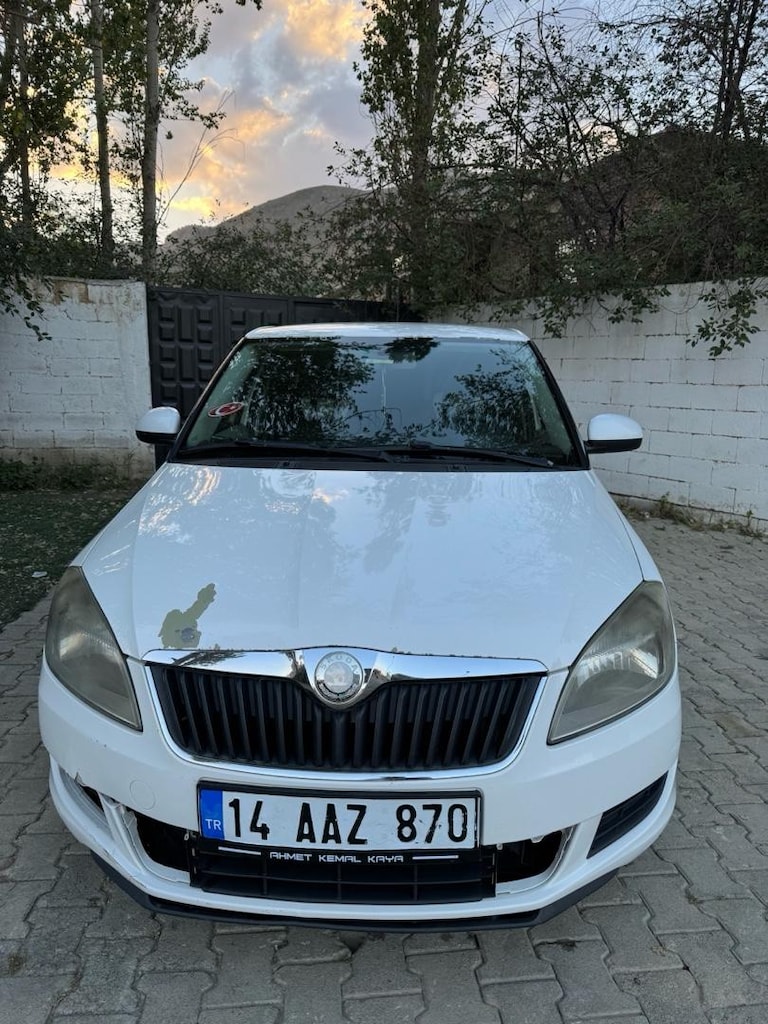 Skoda Fabia 1.2tsi . klima kalorifer aktif - 18